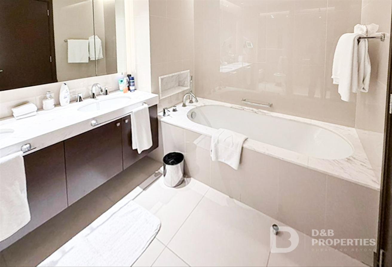 Burj Views | Luxury | Prestigious Address photo 9