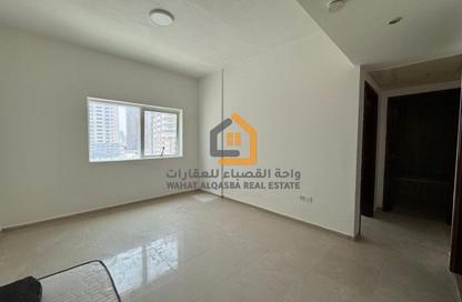 Apartment - 1 Bedroom - 1 Bathroom for rent in Al Khan Lagoon Tower - Al Khan Lagoon - Al Khan - Sharjah