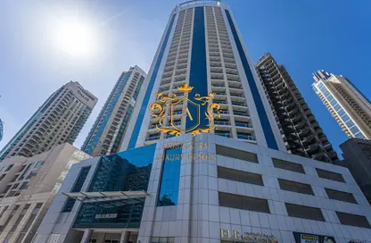 Apartment - 1 Bathroom for rent in Burj Al Nujoom - Downtown Dubai - Dubai