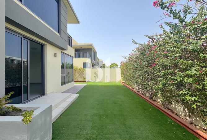 83655944 - Property Image 2