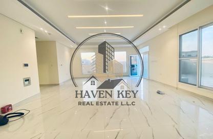 Villa - 4 - 5 for rent in Fire Station Road - Muwaileh - Sharjah