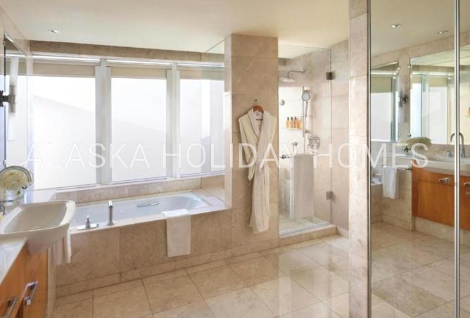 57773112 - Property Image 3