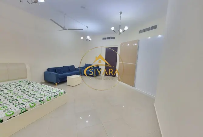 121556356 - Property Image 2