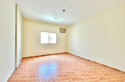 Apartment - 2 Bedrooms - 2 Bathrooms for rent in Muwailih Building - Muwaileh - Sharjah