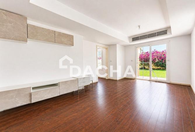 83213283 - Property Image 2