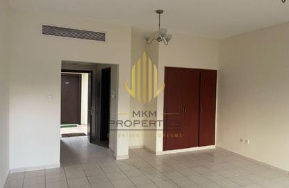 Apartment - Studio - 1 Bathroom for rent in Building S21 - Spain Cluster - International City - Dubai