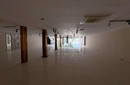 Warehouse - Studio - 3 for rent in Industrial Building 13 - Industrial Area 13 - Sharjah Industrial Area - Sharjah