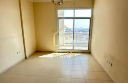 Apartment - 1 - 1 for rent in Farah Tower 5 - Queue Point - Liwan - Dubai
