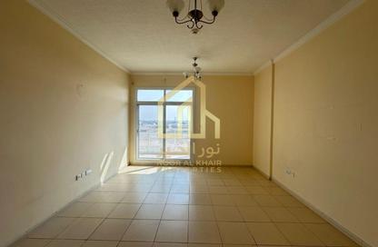 Apartment - 1 - 1 for rent in Farah Tower 5 - Queue Point - Liwan - Dubai