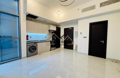Apartment - Studio - 1 Bathroom for rent in Burj Ghaya - Al Jaddaf - Dubai
