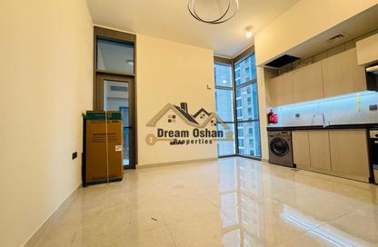 Apartment - Studio - 1 Bathroom for rent in Burj Ghaya - Al Jaddaf - Dubai Apartment - Studio - 1 Bathroom for rent in Burj Ghaya - Al Jaddaf - Dubai