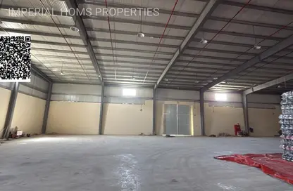 Warehouse - Studio - 5 Bathrooms for rent in Umm Al Thuoob - Umm Al Quwain