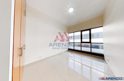 Apartment - 3 Bedrooms - 3 Bathrooms for rent in Golden Sands 9 - Al Mankhool - Bur Dubai - Dubai Apartment - 3 Bedrooms - 3 Bathrooms for rent in Golden Sands 9 - Al Mankhool - Bur Dubai - Dubai
