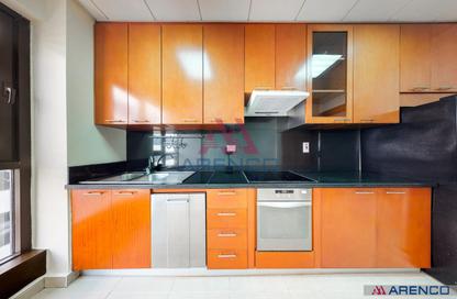 Apartment - 3 Bedrooms - 3 Bathrooms for rent in Golden Sands 9 - Al Mankhool - Bur Dubai - Dubai