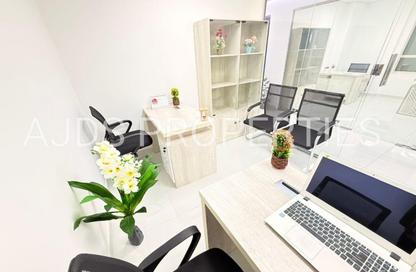 Office Space - Studio - 1 Bathroom for rent in Silver Home Building - Hor Al Anz - Deira - Dubai