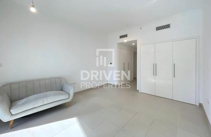 Apartment - 2 Bedrooms - 3 Bathrooms for sale in South Ridge 3 - South Ridge - Downtown Dubai - Dubai