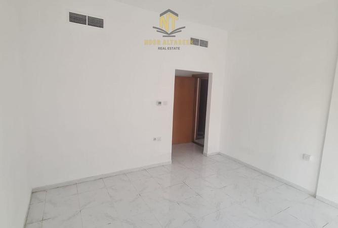 2OzMyns7pD6 - Property Image 2