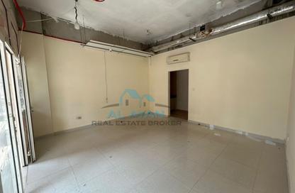 Shop - Studio - 1 for rent in Building P24 - France Cluster - International City - Dubai Shop - Studio - 1 for rent in Building P24 - France Cluster - International City - Dubai