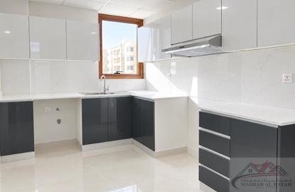 Apartment - 2 - 3 for rent in Muwailih Building - Muwaileh - Sharjah