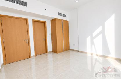 Apartment - 2 - 3 for rent in Muwailih Building - Muwaileh - Sharjah
