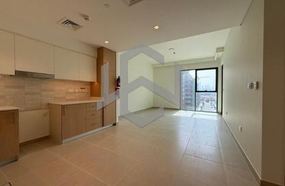 Apartment - 1 Bedroom - 2 Bathrooms for rent in Seagate Building 3 - Seagate - Mina Rashid - Dubai