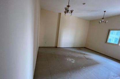 Apartment - 2 Bedrooms - 2 Bathrooms for rent in Al Khan Corniche - Al Khan - Sharjah