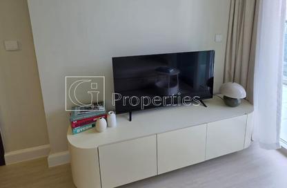 Apartment - 1 Bedroom - 1 Bathroom for sale in Reva Residences - Business Bay - Dubai