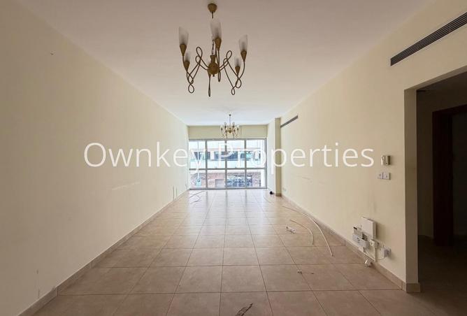 72720594 - Property Main Image