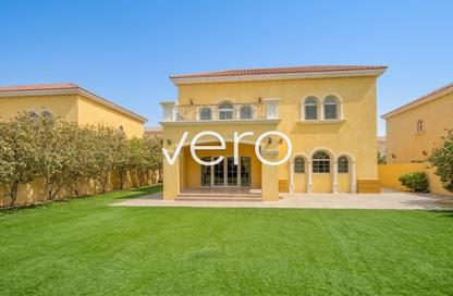 Villa - 4 - 5 for rent in District 6 - Jumeirah Park - Dubai