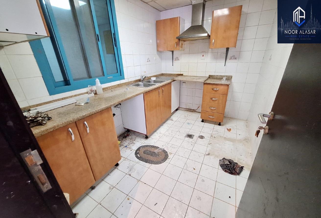 Spacious 1 BHK | 8 Min Walk to Stadium Metro |60k photo 5