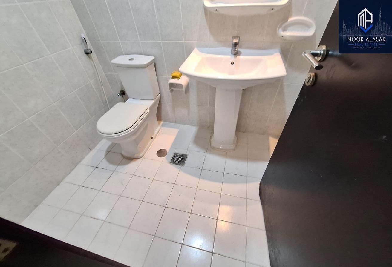 Spacious 1 BHK | 8 Min Walk to Stadium Metro |60k photo 9