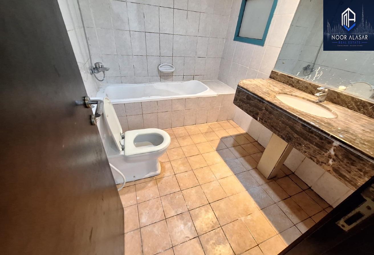 Spacious 1 BHK | 8 Min Walk to Stadium Metro |60k photo 8