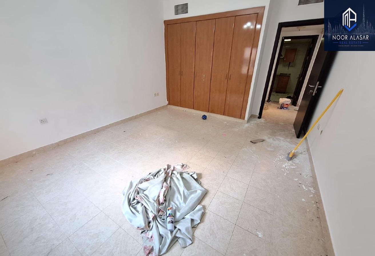 Spacious 1 BHK | 8 Min Walk to Stadium Metro |60k photo 6