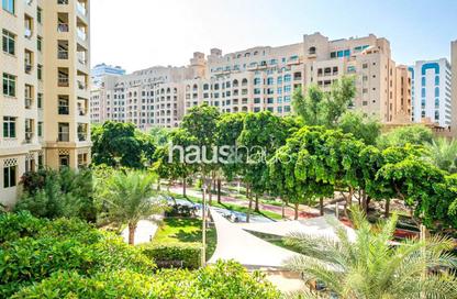 Apartment - 1 Bedroom - 1 Bathroom for sale in Abu Keibal - Shoreline Apartments - Palm Jumeirah - Dubai