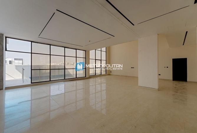 72305107 - Property Image 2