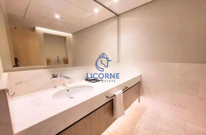 Apartment - Studio - 1 Bathroom for rent in The Palm Tower - Palm Jumeirah - Dubai