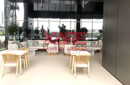 Apartment - 1 Bedroom - 2 Bathrooms for rent in Royal Regency - Business Bay - Dubai