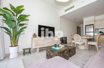 Apartment - 1 Bedroom - 1 Bathroom for rent in Burj Royale - Downtown Dubai - Dubai