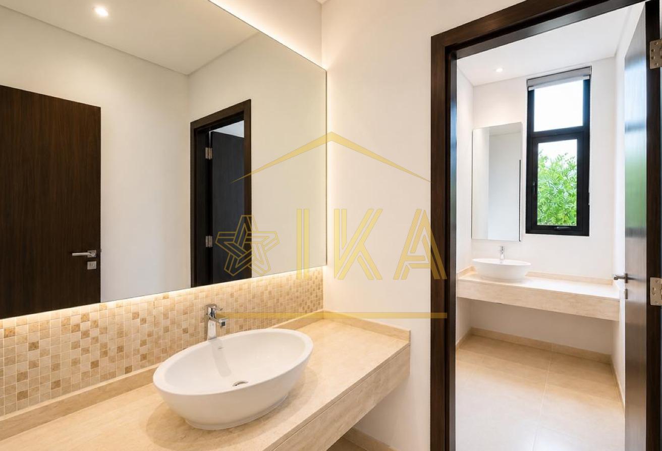 Luxury | Spacious Standalone Villa | Maid's Room photo 17