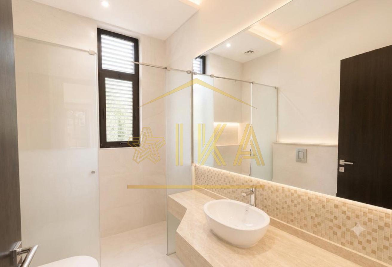 Luxury | Spacious Standalone Villa | Maid's Room photo 12