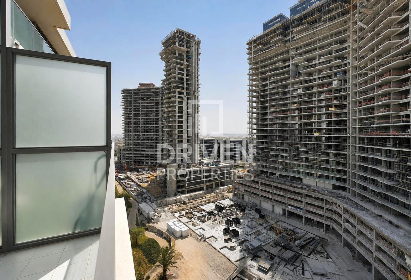 Vacant | High Floor | Fully Furnished photo 10