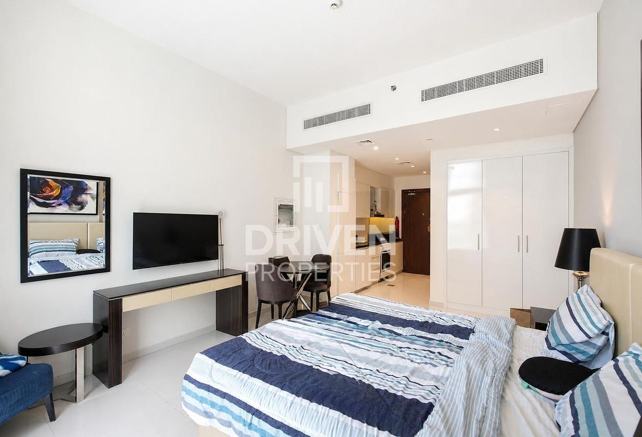 Vacant | High Floor | Fully Furnished photo 7