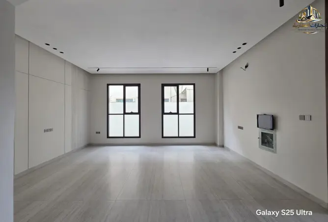 163693943 - Property Image 2