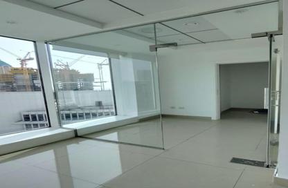 Office Space - Studio - 1 Bathroom for rent in The Burlington - Business Bay - Dubai