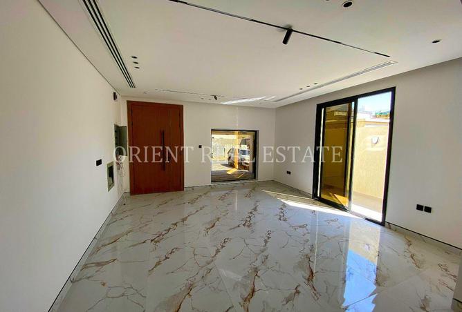 55353729 - Property Image 3