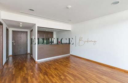 Apartment - 1 Bedroom - 2 Bathrooms for rent in Burj Daman - DIFC - Dubai