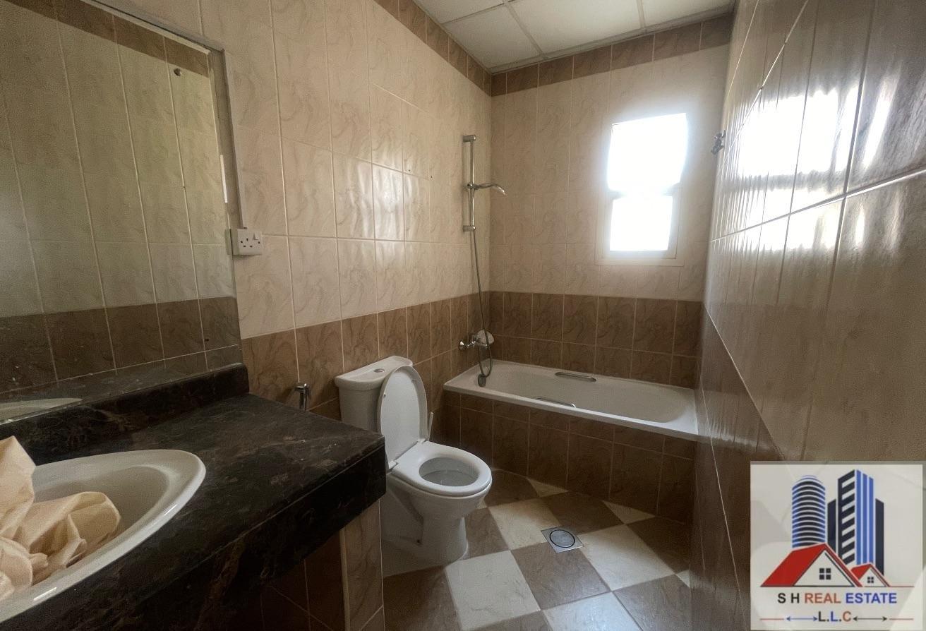 3 BR Villa in Mirdif with Landmark View photo 20