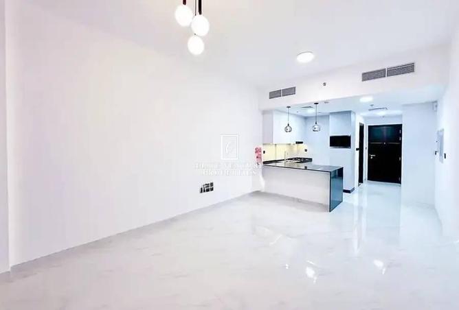 126573618 - Property Image 2