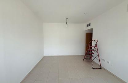 Apartment - 2 Bedrooms - 2 Bathrooms for rent in Al Nabaa Building - Al Naba'ah - Al Sharq - Sharjah
