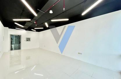 Office Space - Studio - 1 Bathroom for sale in Tamani Art Tower - Business Bay - Dubai